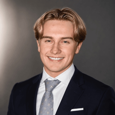 William Dischler Hjelkrem
